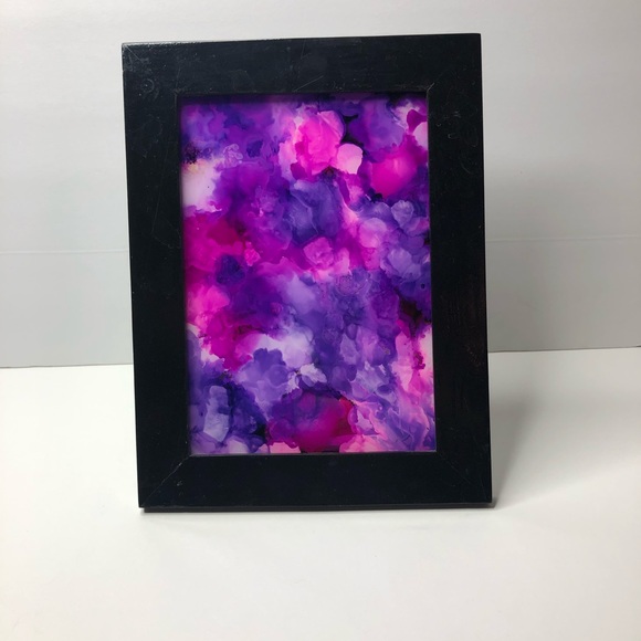 “Beauty in bloom” alcohol ink on glass 5x7 w frame - Picture 2 of 6